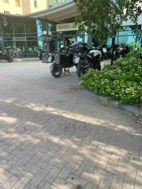 Hotell Bjoerken Umea Bagian luar foto